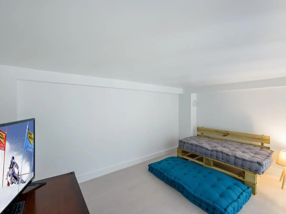 Appartement Renove Pour 8 Personnes Au Centre De Meribel, A 5 Min Des Pistes - Fr-1-565-52 Les Allues